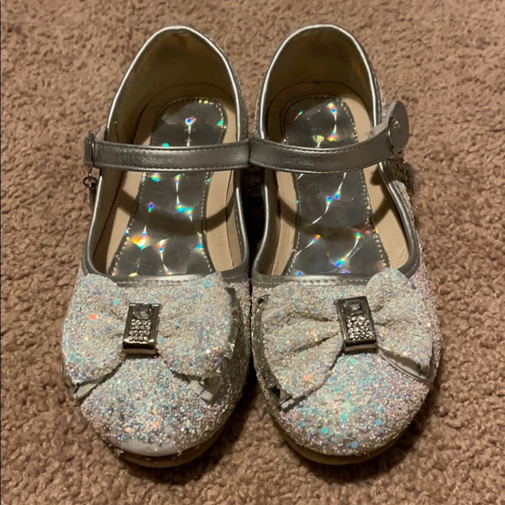 Girls silver glitter dress shoes